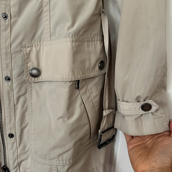 Burberry Brit Lightweight Trench Raincoat - Picture 6 of 9